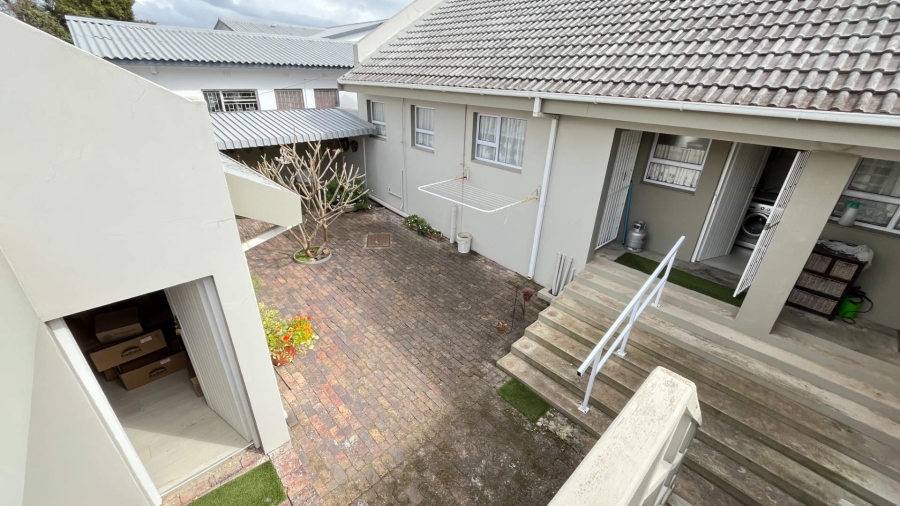 4 Bedroom Property for Sale in Hartenbos Central Western Cape